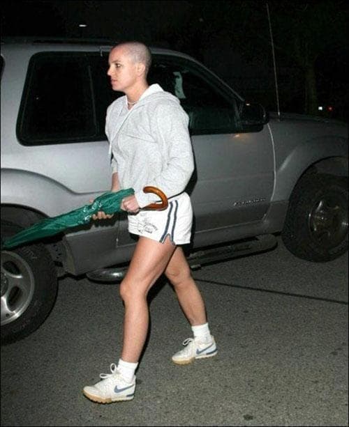 OMG! CHECK THESE TOP 5 CELEBRITY PICS THAT WERE SOLD FOR MILLIONS 🤑 🤑 🤑 🤑 🤑
